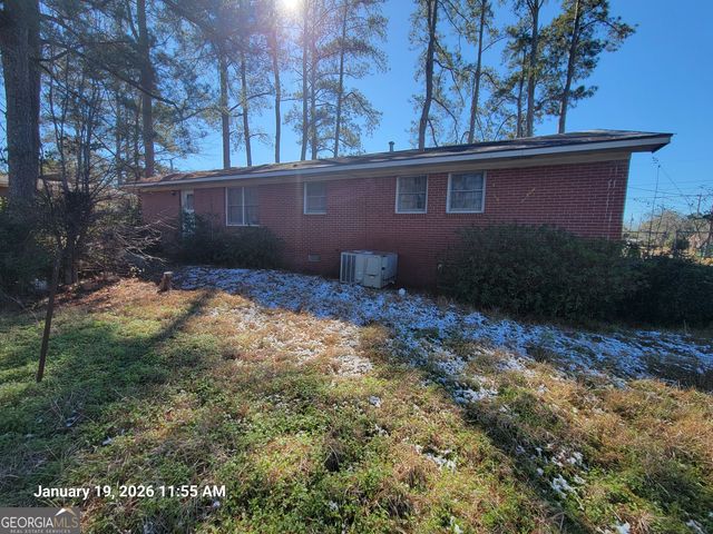 92 Mathews Street, Fort Valley, GA 31030