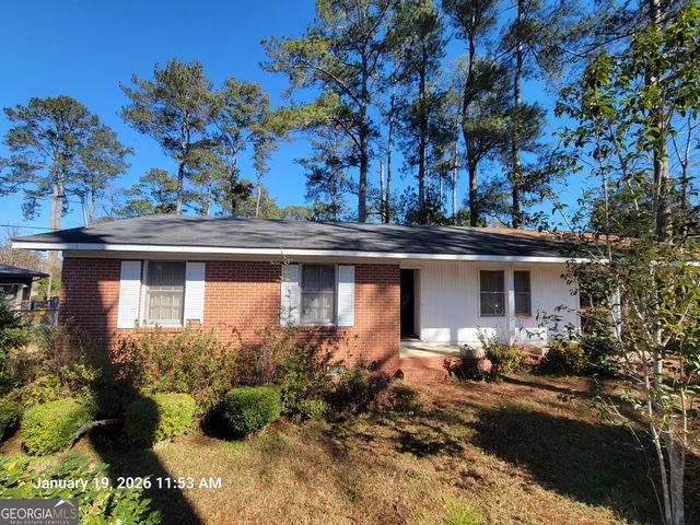 92 Mathews Street, Fort Valley, GA 31030