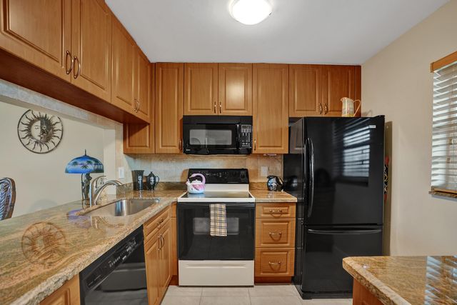 9311 Orange Grove Drive, Davie, FL 33324