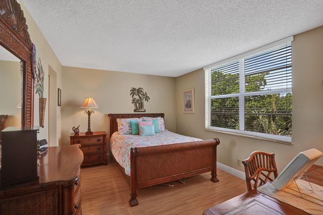 9311 Orange Grove Drive, Davie, FL 33324