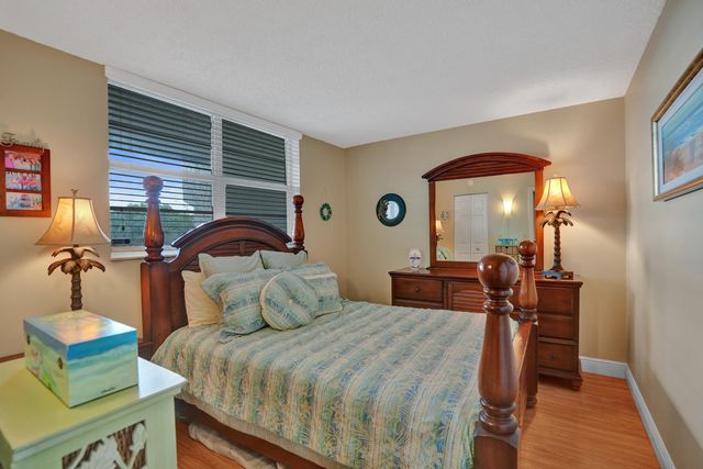 9311 Orange Grove Drive, Davie, FL 33324