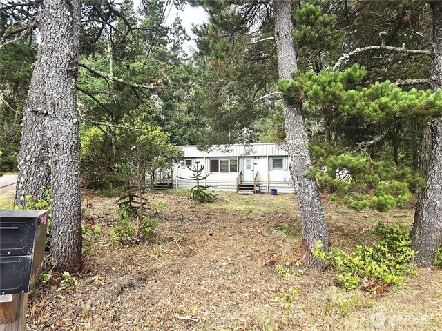 30101 U Place, Ocean Park, WA 98640