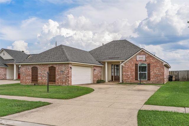 1014 Creole Drive, Bossier City, LA 71111