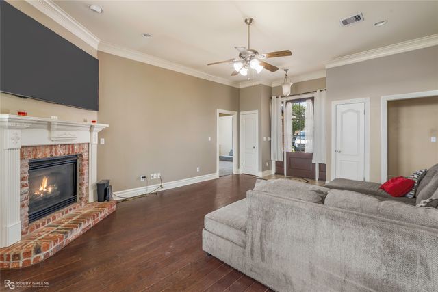 1014 Creole Drive, Bossier City, LA 71111