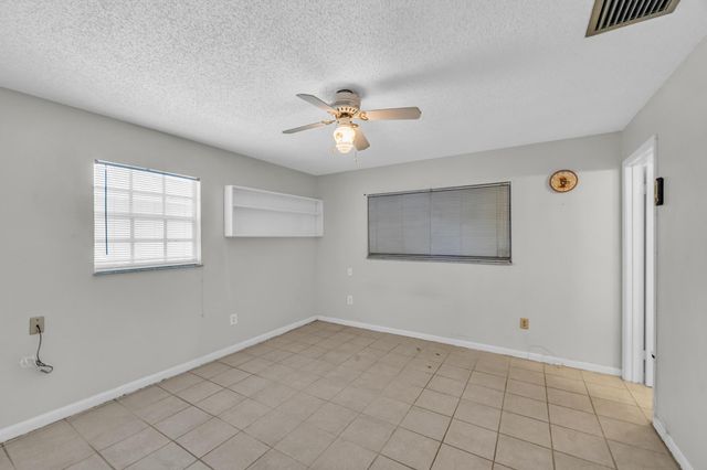 5406 Sunset Boulevard, Fort Pierce, FL 34982