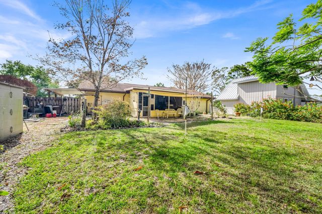 5406 Sunset Boulevard, Fort Pierce, FL 34982