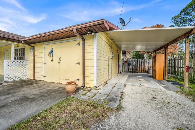 5406 Sunset Boulevard, Fort Pierce, FL 34982