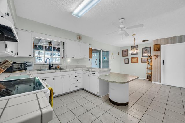 5406 Sunset Boulevard, Fort Pierce, FL 34982