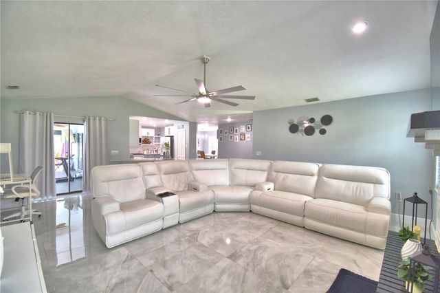 8610 STATE ROAD 33 N, Lakeland, FL 33809