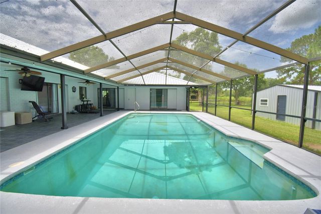 8610 STATE ROAD 33 N, Lakeland, FL 33809