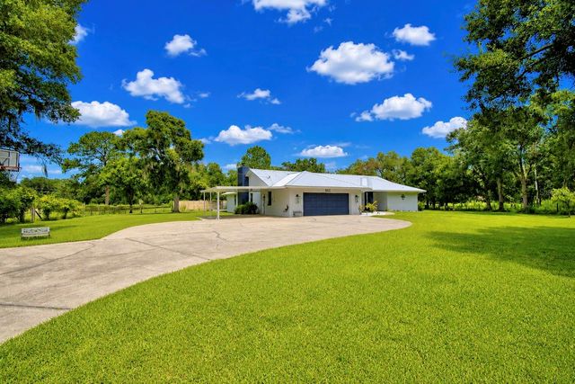 8610 STATE ROAD 33 N, Lakeland, FL 33809