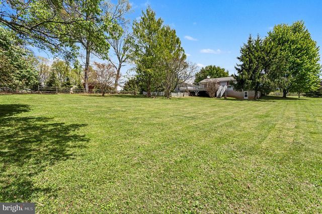740 ALUM ROCK RD, New Park, PA 17352