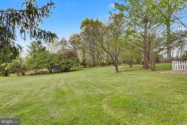 740 ALUM ROCK RD, New Park, PA 17352