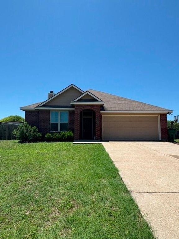 163 Milky Way, Bruceville, TX 76630