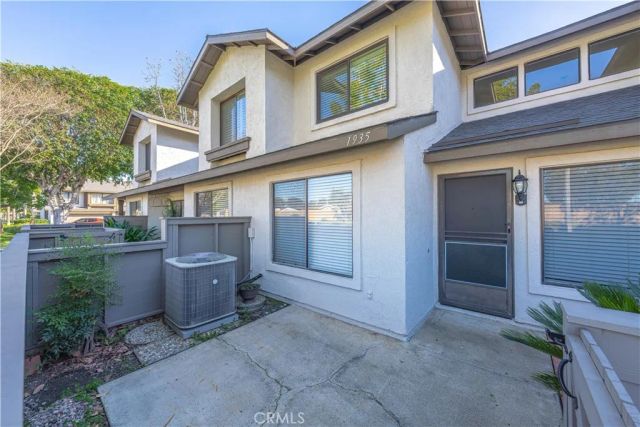 1935 W Clipper 50, Anaheim, CA 92801