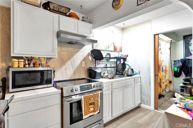 12790 Patoka Court, Apple Valley, CA 92308