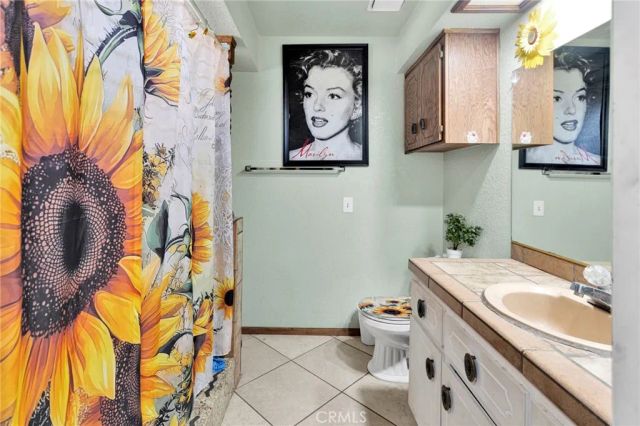 12790 Patoka Court, Apple Valley, CA 92308