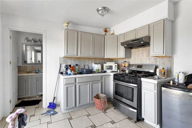 12790 Patoka Court, Apple Valley, CA 92308