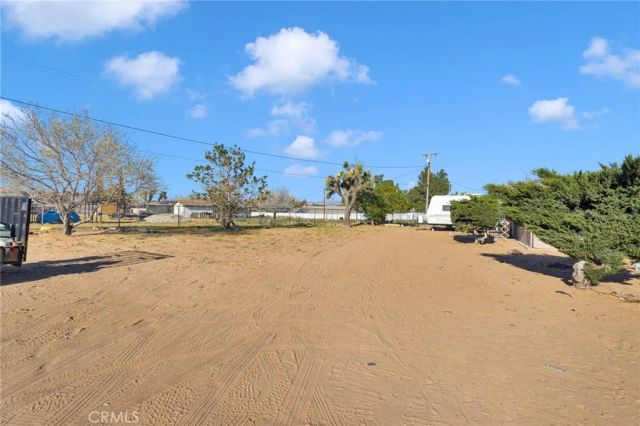 12790 Patoka Court, Apple Valley, CA 92308