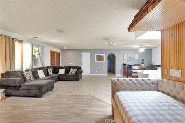 12790 Patoka Court, Apple Valley, CA 92308