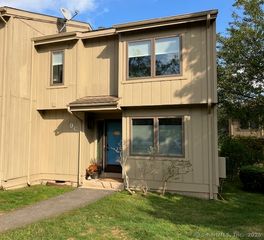 9 Pilgrim Harbor C, Wallingford, CT 06492