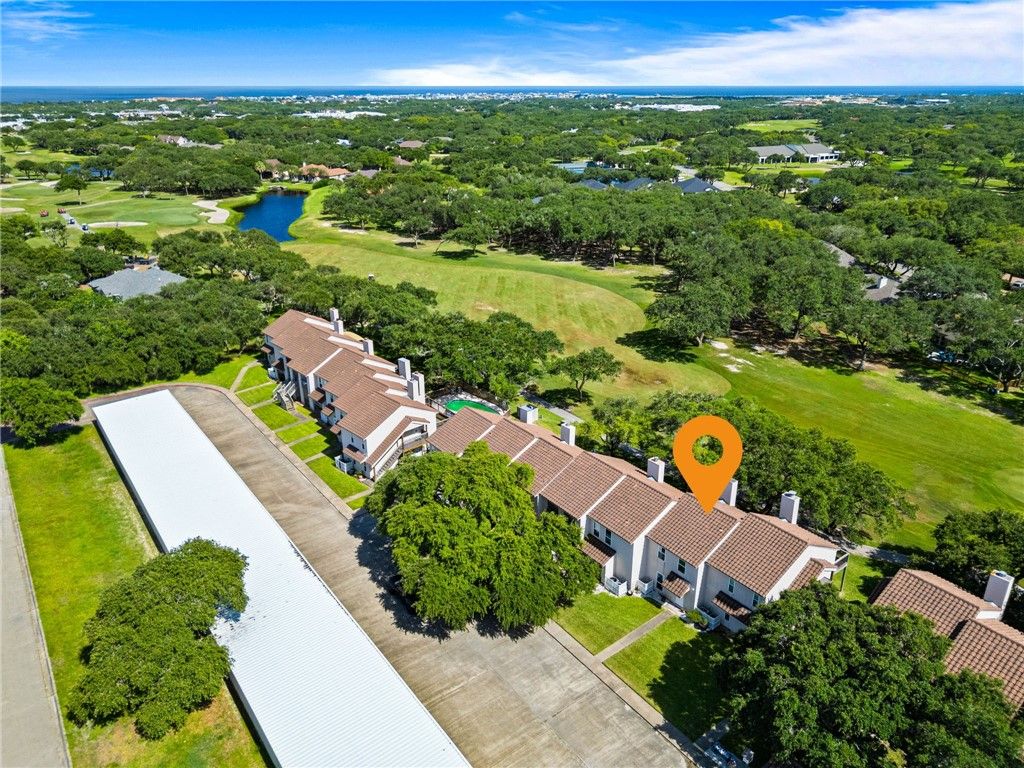 221 Marion Dr C106, Rockport, TX 78382 — photo 3