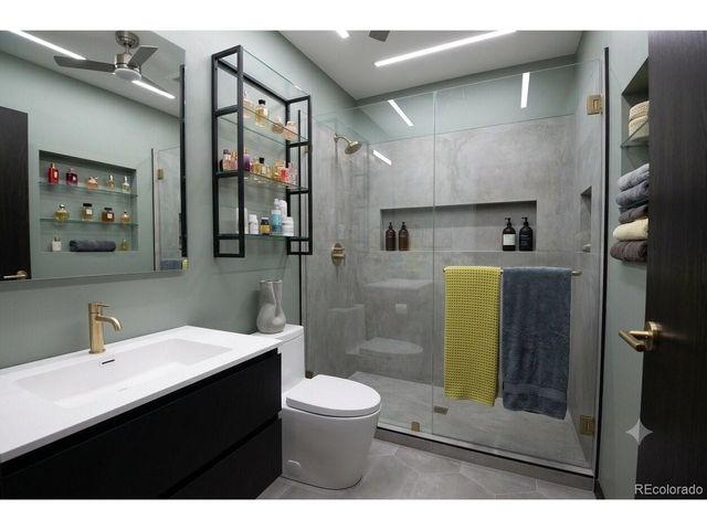 2 Verdosa Dr, Pueblo, CO 81005