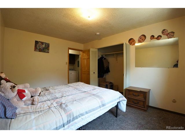2 Verdosa Dr, Pueblo, CO 81005