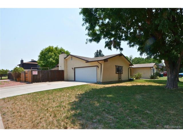 2 Verdosa Dr, Pueblo, CO 81005