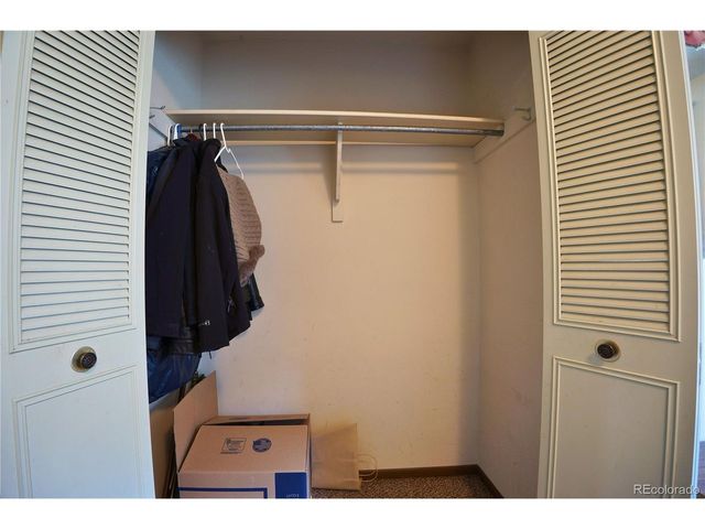 2 Verdosa Dr, Pueblo, CO 81005