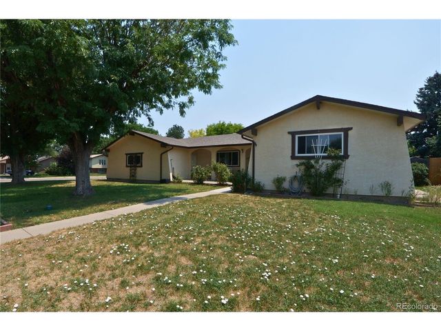 2 Verdosa Dr, Pueblo, CO 81005