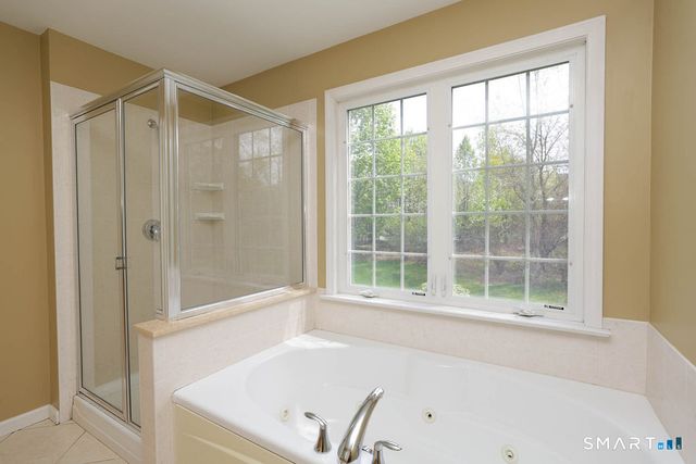 38 Bradford Walk 38, Farmington, CT 06032