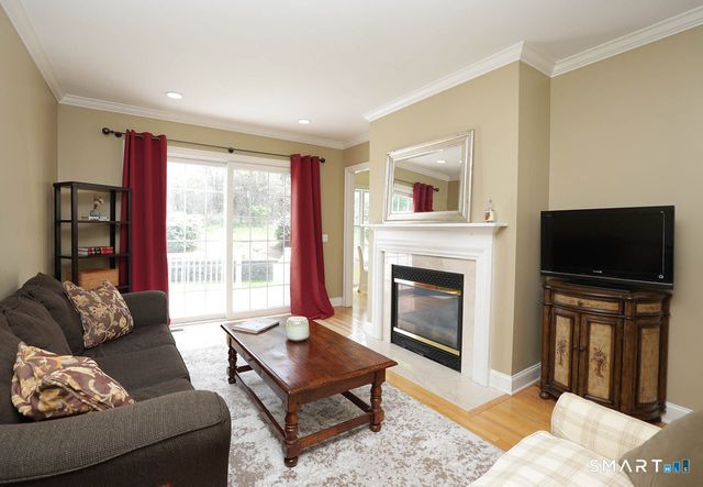 38 Bradford Walk 38, Farmington, CT 06032