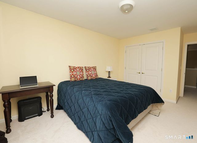 38 Bradford Walk 38, Farmington, CT 06032