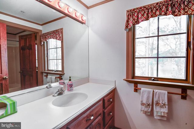 38 SALT GRASS RD, Ocean Pines, MD 21811