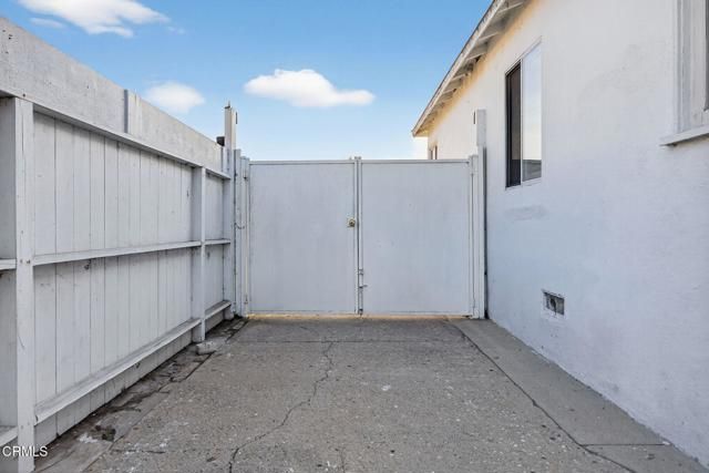 113 E Cedar Street, Oxnard, CA 93033