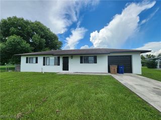 13238 2nd ST, Fort Myers, FL 33905