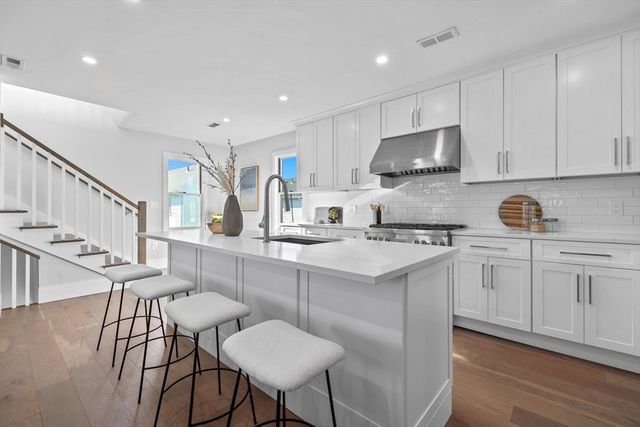 39-41 Bonner Avenue PH, Medford, MA 02155