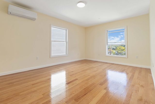 1 Glenwood St 5, Malden, MA 02148