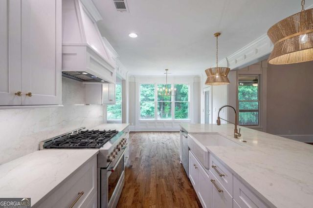 2221 Gentry Lane, Statham, GA 30666
