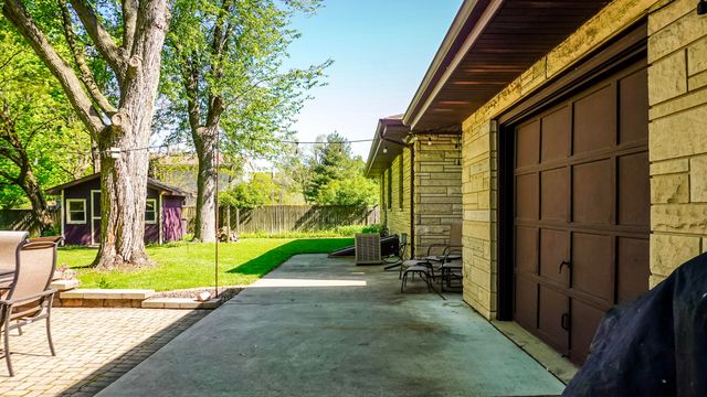 9330 Keilman Street, St. John, IN 46373