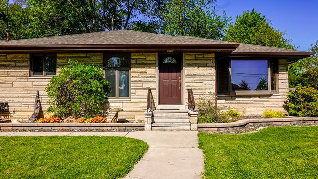 9330 Keilman Street, St. John, IN 46373