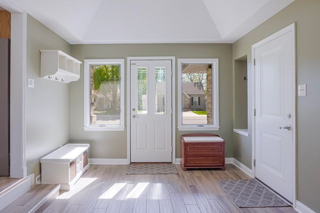 9330 Keilman Street, St. John, IN 46373