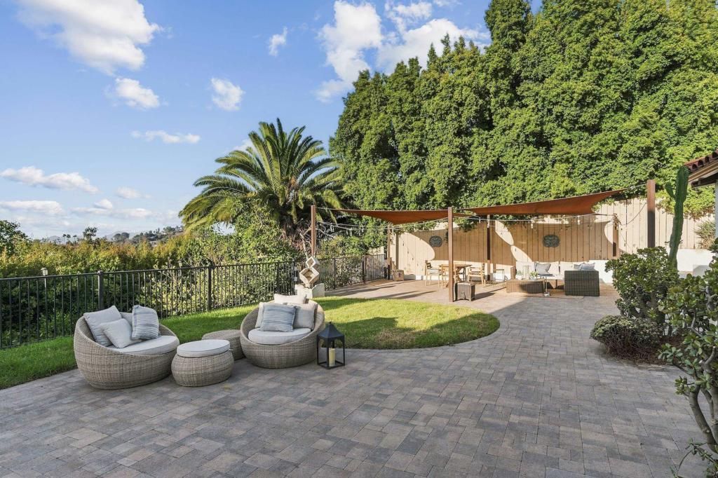 Image 24 of property listing at 4557 Mayapan Dr, La Mesa, CA 91941