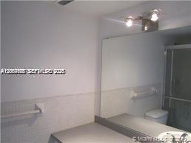 16701 NE 14th Ave 203, Miami, FL 33162