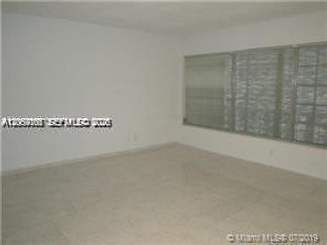 16701 NE 14th Ave 203, Miami, FL 33162