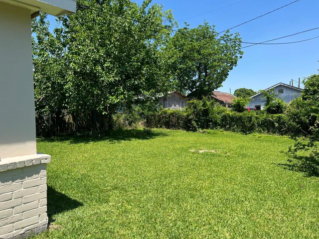 2605 Delafield Street, Houston, TX 77023
