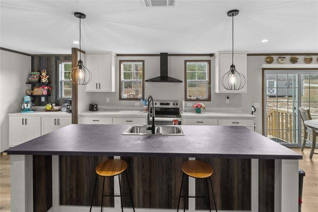 10850 NE 110TH LANE, Archer, FL 32618