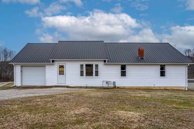 48 Burks Court, West Liberty, KY 41472