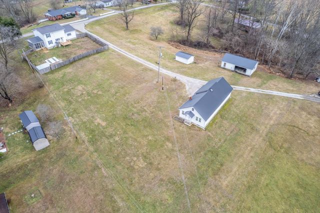 48 Burks Court, West Liberty, KY 41472